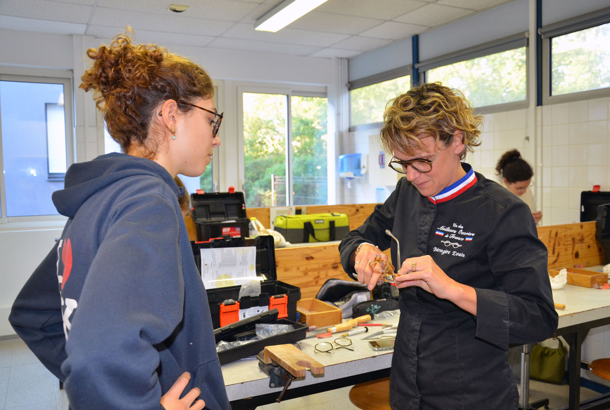La fabrication de montures de lunettes